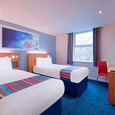 אדינבורו Travelodge Cameron Toll Hotel חדר תמונה
