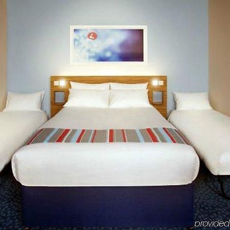 אדינבורו Travelodge Cameron Toll Hotel מראה חיצוני תמונה