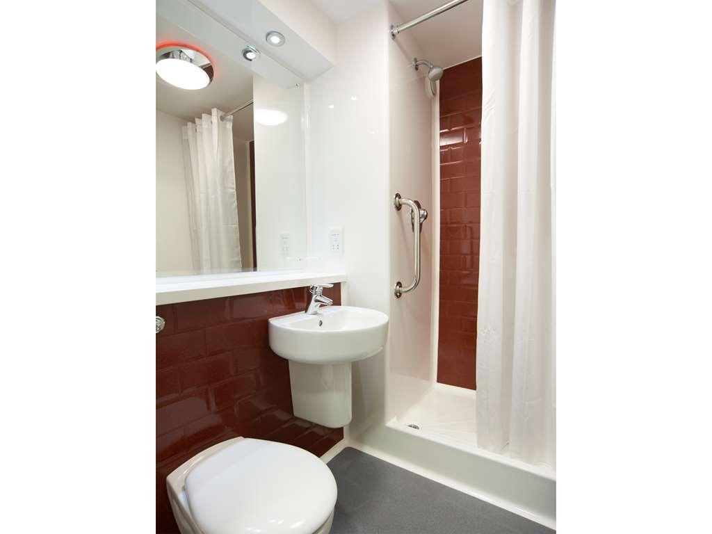 אדינבורו Travelodge Cameron Toll Hotel חדר תמונה