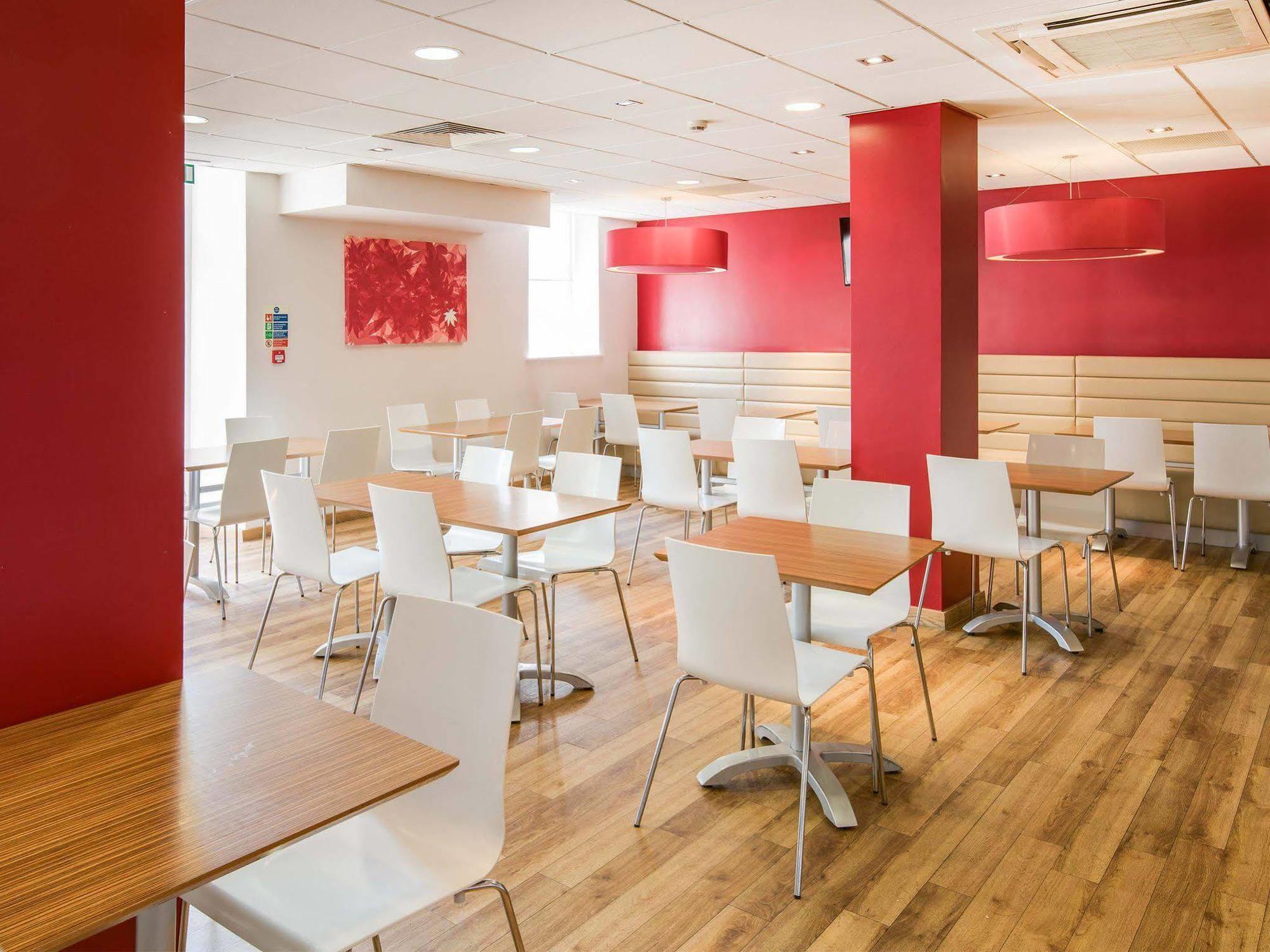 אדינבורו Travelodge Cameron Toll Hotel מראה חיצוני תמונה